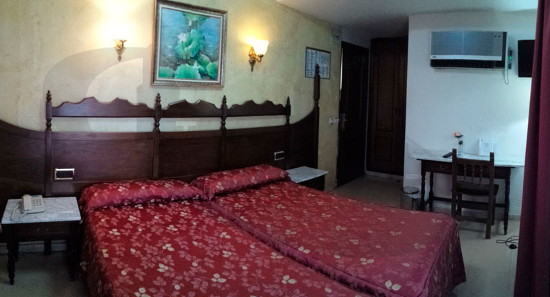 Hotel Reyes Católicos