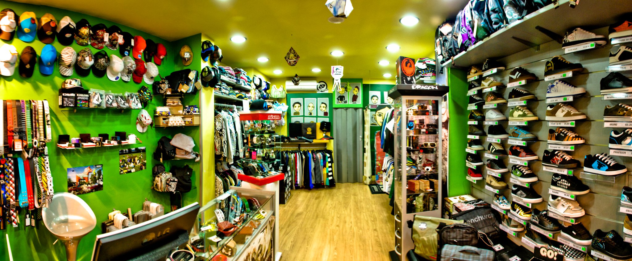 Klab Snowboard & Street Shop